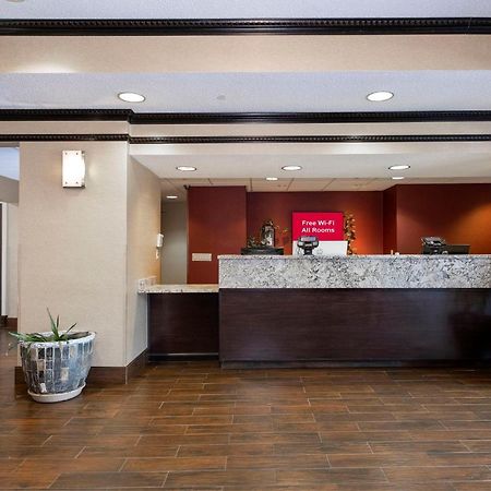 Red Roof Inn & Suites Dover Downtown Экстерьер фото