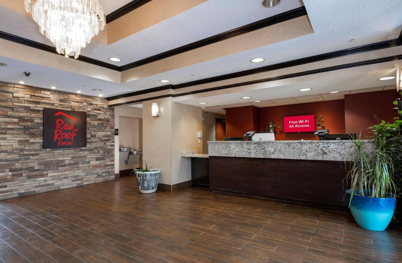 Red Roof Inn & Suites Dover Downtown Экстерьер фото
